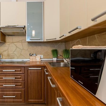 2К Квартира Між Майданом Та Софією Київською Apartamento Exterior foto