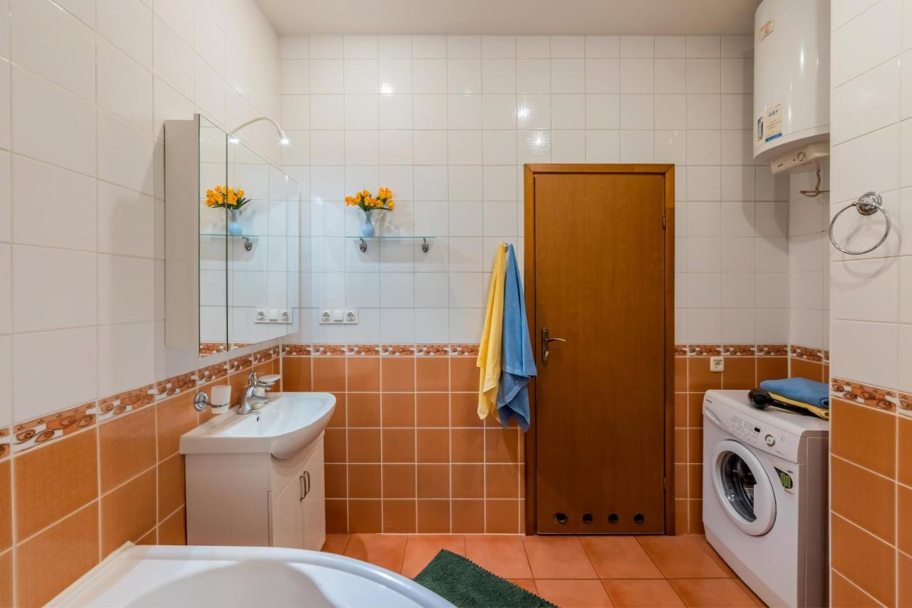 2К Квартира Між Майданом Та Софією Київською Apartamento Exterior foto