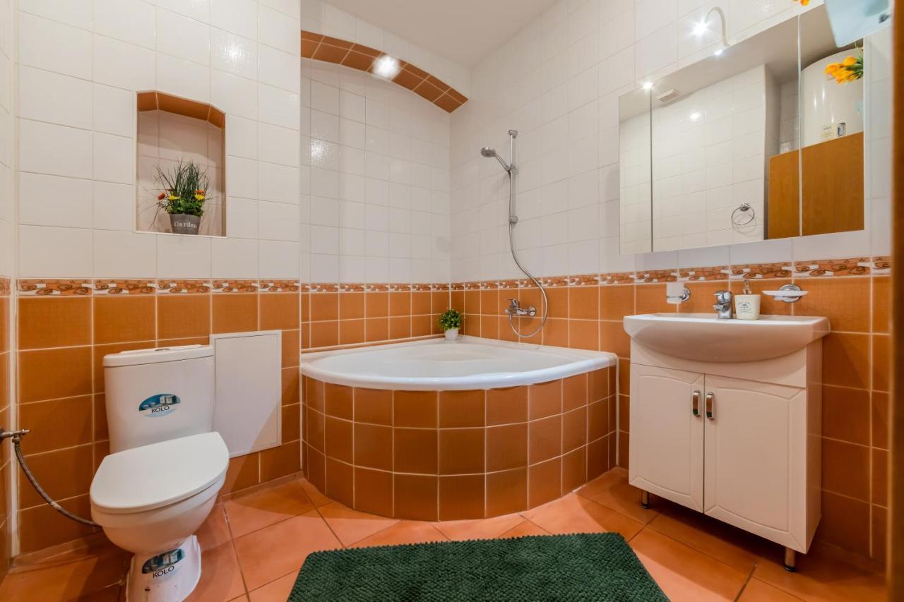 2К Квартира Між Майданом Та Софією Київською Apartamento Exterior foto